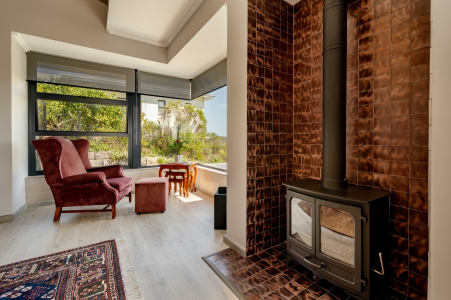 4 Bedroom Property for Sale in Brackenridge Western Cape